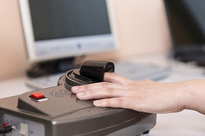 Testare TORSER cu aparat de diagnostic